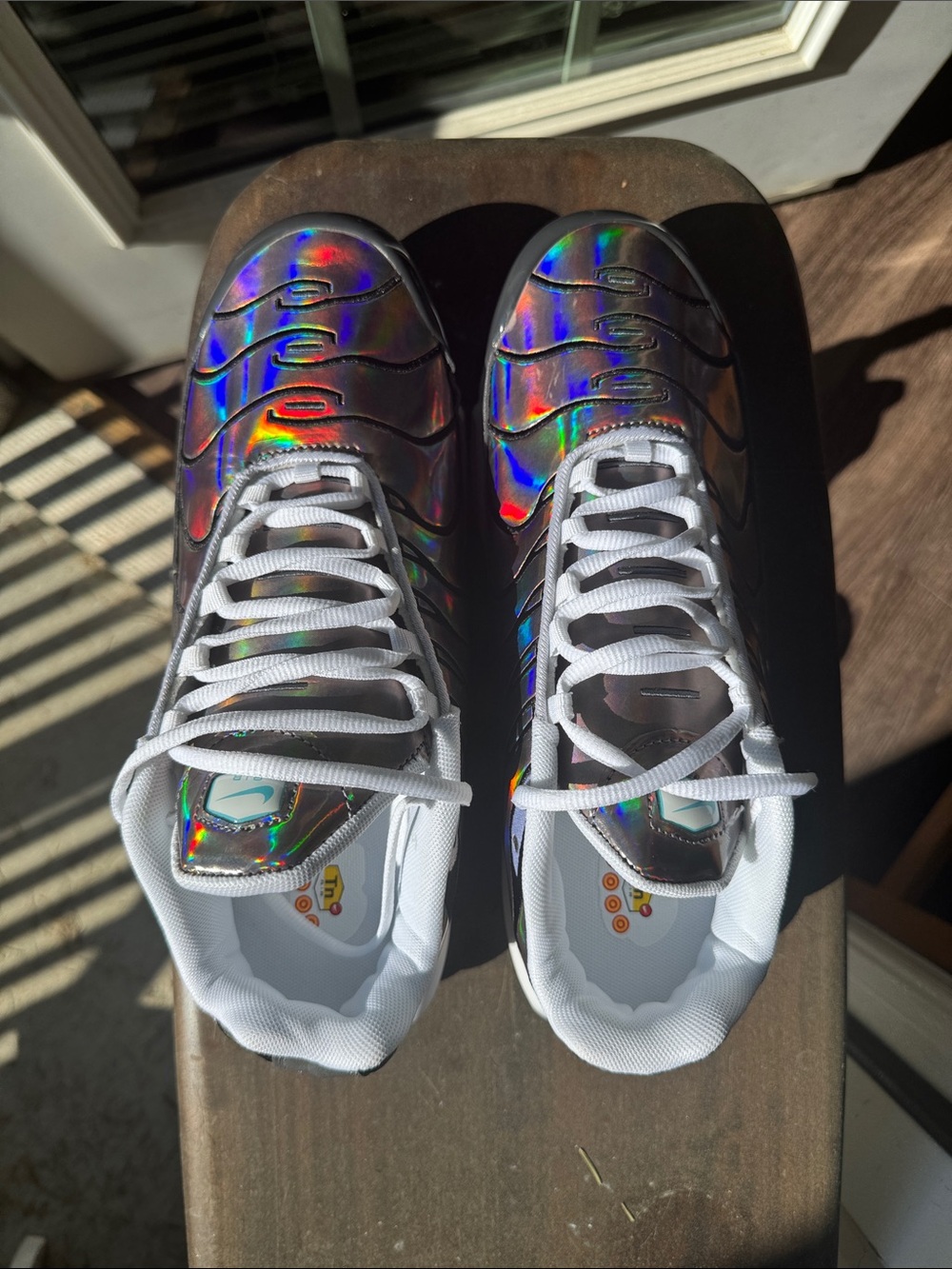 New! Nike Air Max Plus “Holographic Iridescent” Silver/White Trainers - Picture 4 of 9